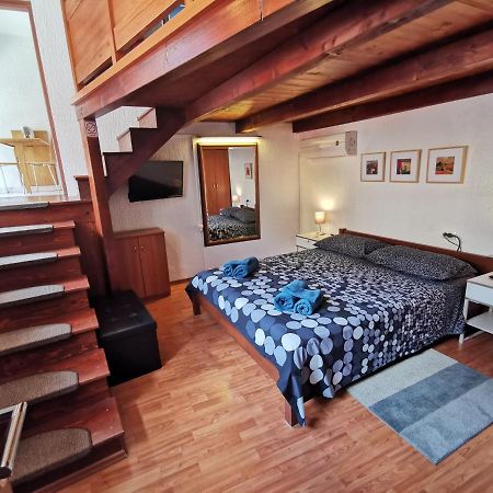 Studio Apartman Galerija Бузет Екстер'єр фото